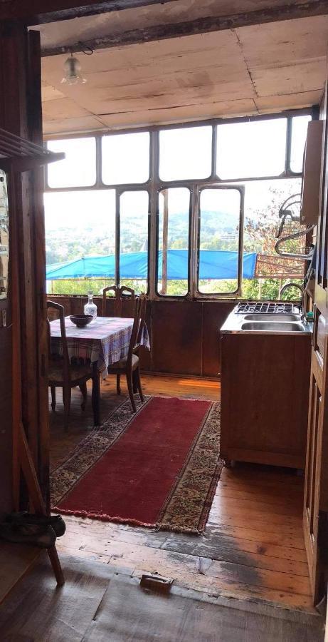 Peaceful View Hotel Кутаиси Екстериор снимка